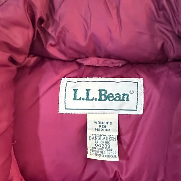 L.L. BEAN Medium Puffer Vest Vintage Like New Goose Down Burgundy Wine - Picture 4 of 6